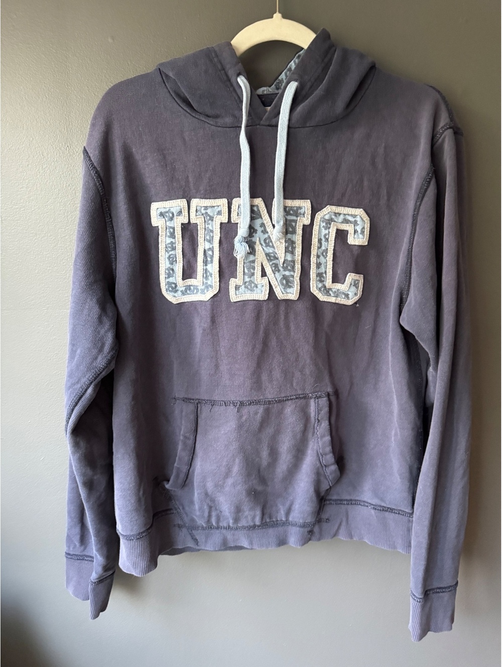 UNC Hoodie Sweatshirt Size Large
